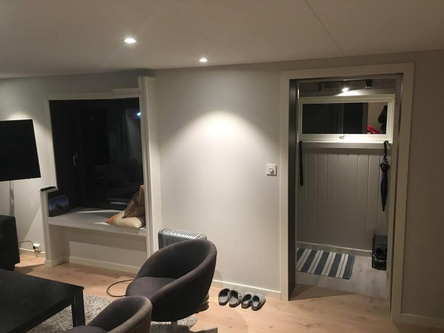 Senja, Skaland Apartment Extérieur photo
