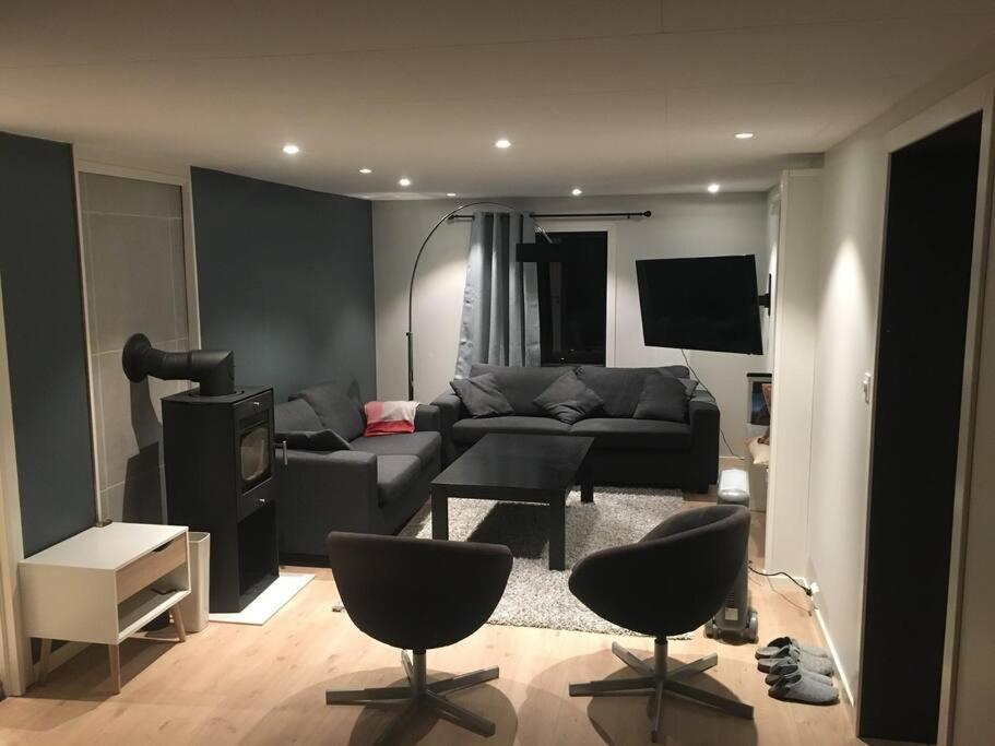 Senja, Skaland Apartment Extérieur photo